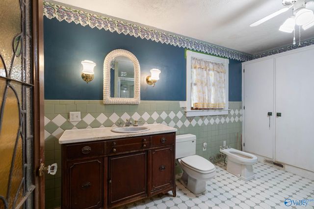 25602 Nick Davis Road, Athens, AL 35613