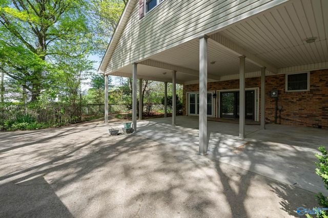25602 Nick Davis Road, Athens, AL 35613