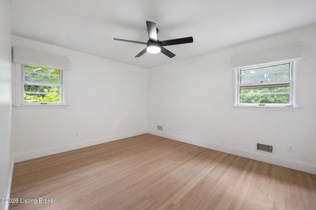 1608 Dunbarton Wynde, Louisville, KY 40205