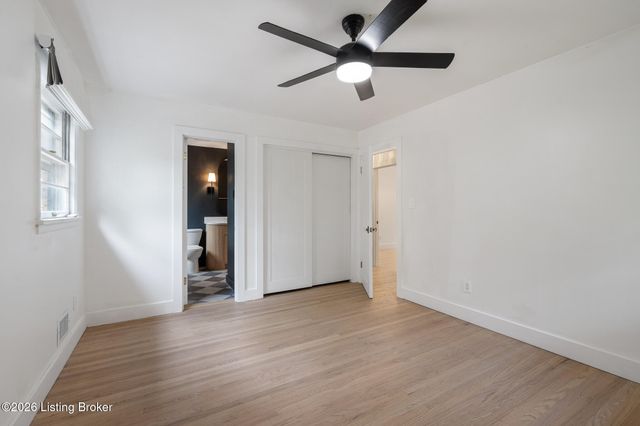 1608 Dunbarton Wynde, Louisville, KY 40205