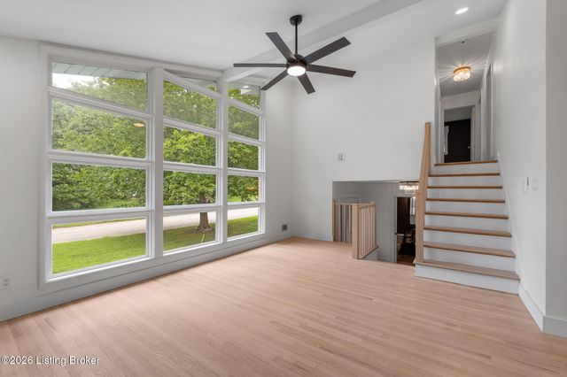 1608 Dunbarton Wynde, Louisville, KY 40205