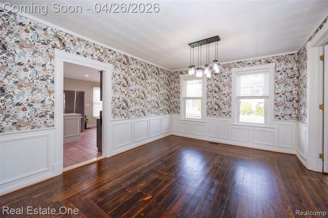 3352 4th, Wyandotte, MI 48192