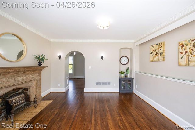 3352 4th, Wyandotte, MI 48192