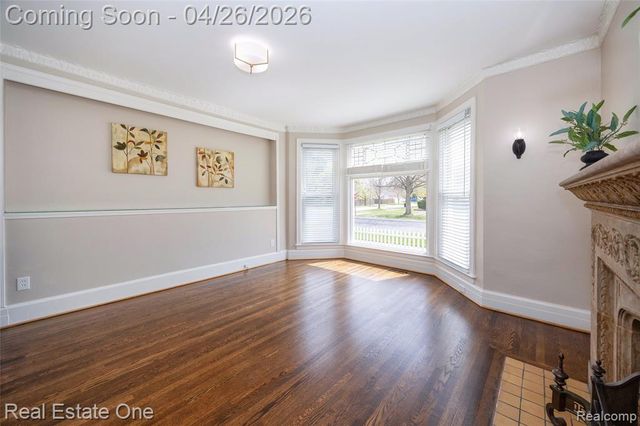 3352 4th, Wyandotte, MI 48192