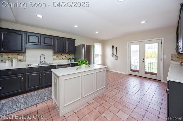 3352 4th, Wyandotte, MI 48192