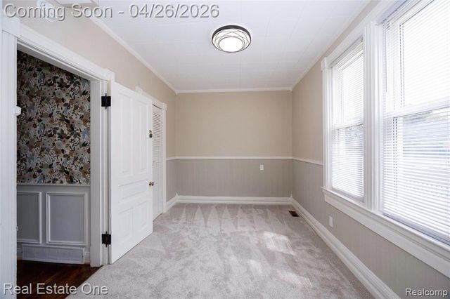 3352 4th, Wyandotte, MI 48192