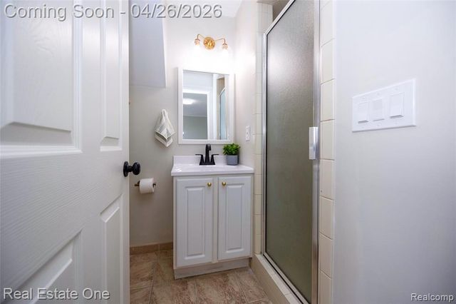 3352 4th, Wyandotte, MI 48192