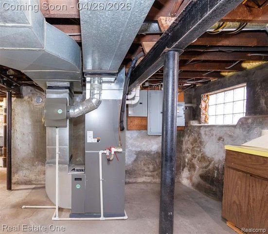3352 4th, Wyandotte, MI 48192