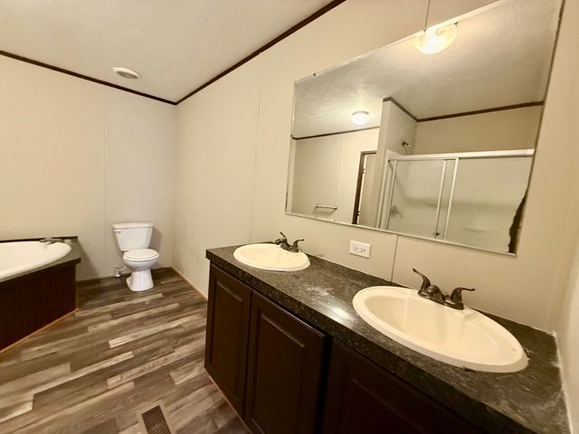 90 2nd Street, Honey Grove, TX 75446