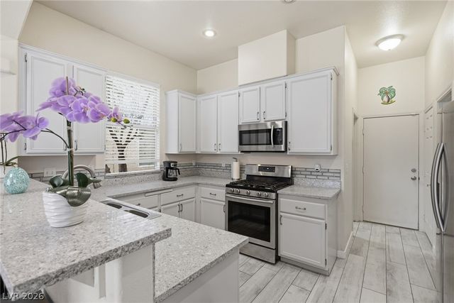1601 Eagle Peak Way, Las Vegas, NV 89134