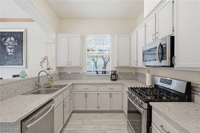 1601 Eagle Peak Way, Las Vegas, NV 89134