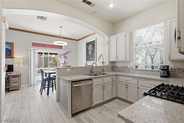 1601 Eagle Peak Way, Las Vegas, NV 89134
