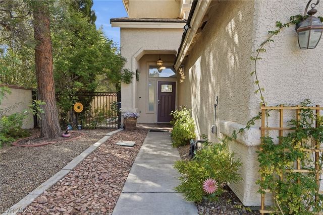 1601 Eagle Peak Way, Las Vegas, NV 89134