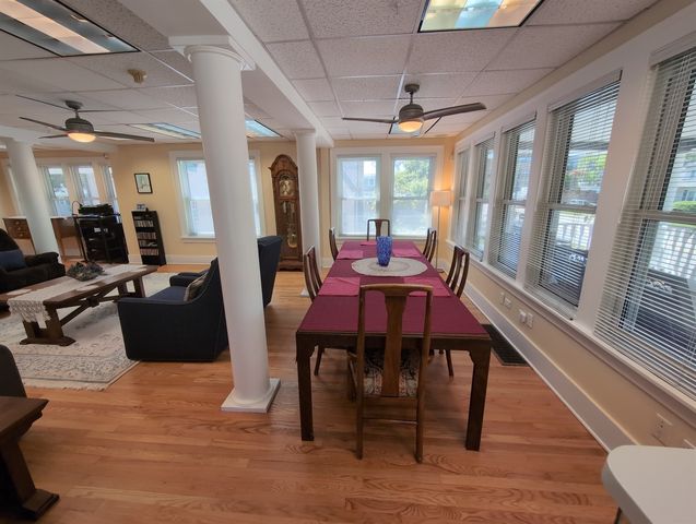 417 N Hough Street, Barrington, IL 60010
