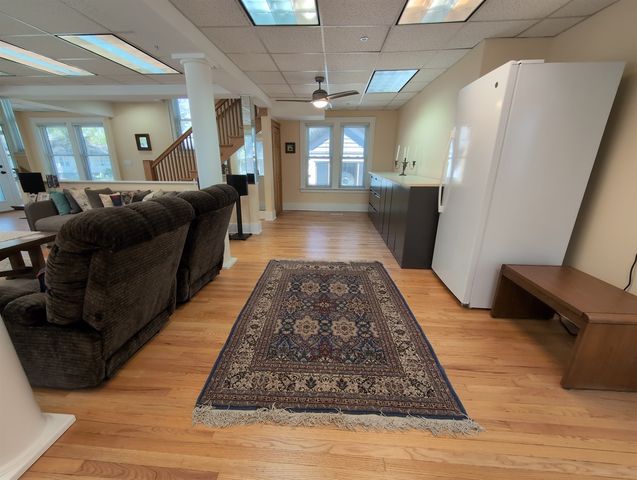 417 N Hough Street, Barrington, IL 60010