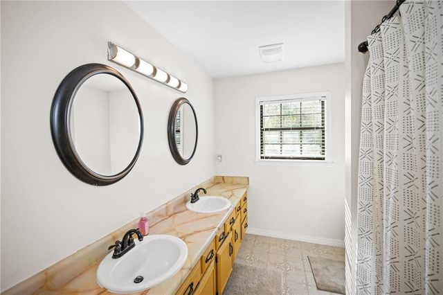 1151 Twelve Oaks Drive, Mobile, AL 36695