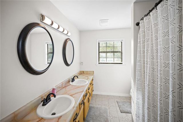 1151 Twelve Oaks Drive, Mobile, AL 36695