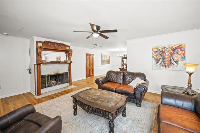 1151 Twelve Oaks Drive, Mobile, AL 36695