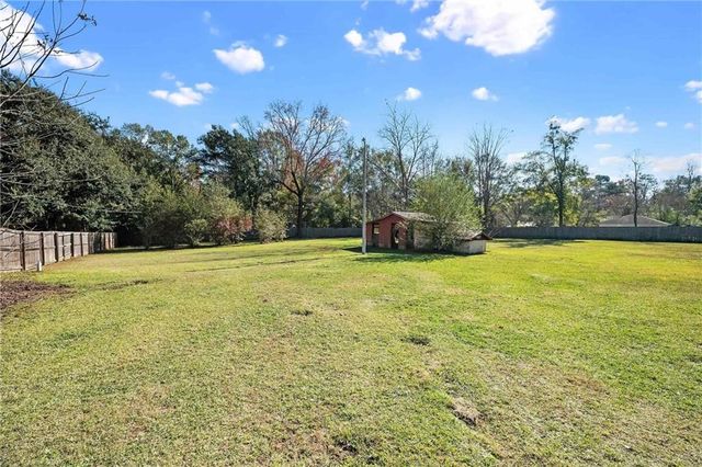 1151 Twelve Oaks Drive, Mobile, AL 36695