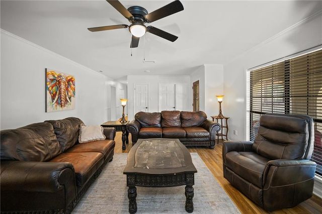 1151 Twelve Oaks Drive, Mobile, AL 36695