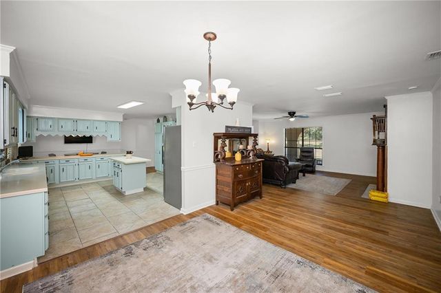 1151 Twelve Oaks Drive, Mobile, AL 36695