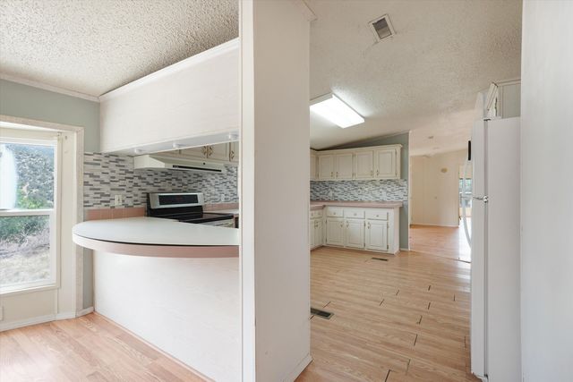 4 Whittier Place SE, Albuquerque, NM 87123