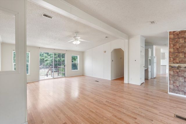 4 Whittier Place SE, Albuquerque, NM 87123