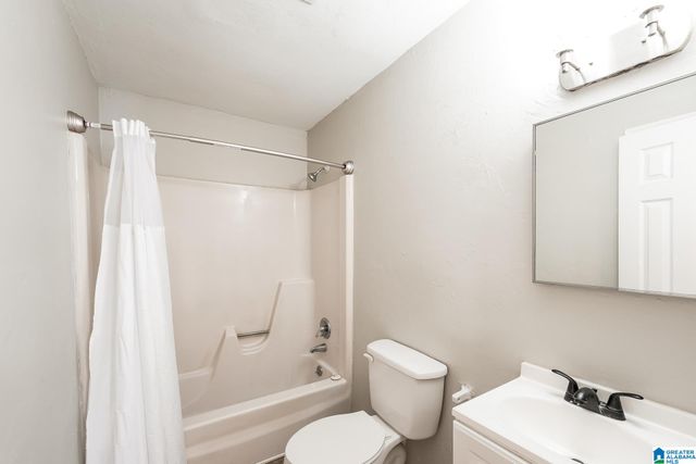 4213 KENDALL AVENUE, Adamsville, AL 35005