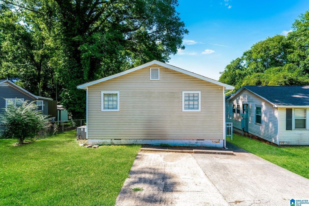 4213 KENDALL AVENUE, Adamsville, AL 35005