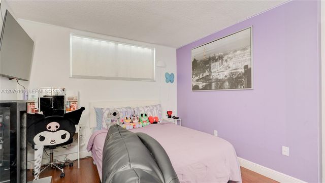 8320 NW 8th Street 2-302, Miami, FL 33126