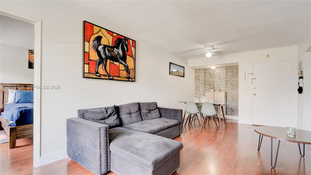 8320 NW 8th Street 2-302, Miami, FL 33126