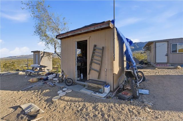 32787 Jagadon Road, Lucerne Valley, CA 92356