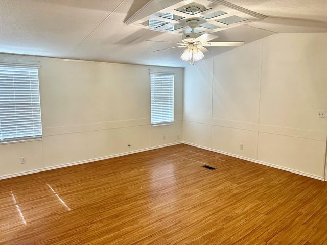 1780 Fm 1626 RD, Buda, TX 78610