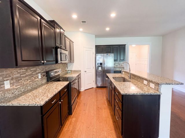 301 Decatur Drive, Summerville, SC 29486
