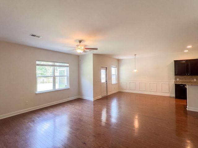 301 Decatur Drive, Summerville, SC 29486