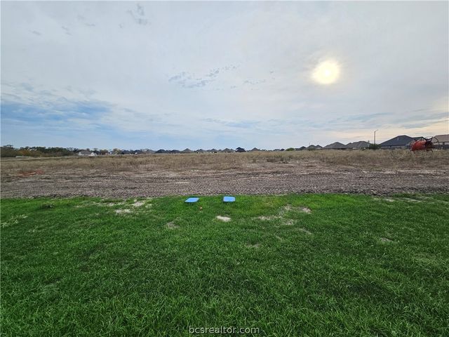 2904 Orion Drive, Bryan, TX 77808