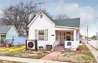 102 W 6th Street, O'fallon, IL 62269