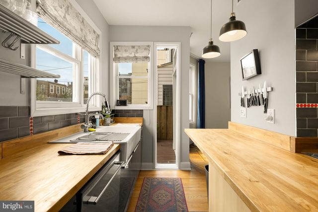 1356 MERIDIAN PL NW, Washington, DC 20010