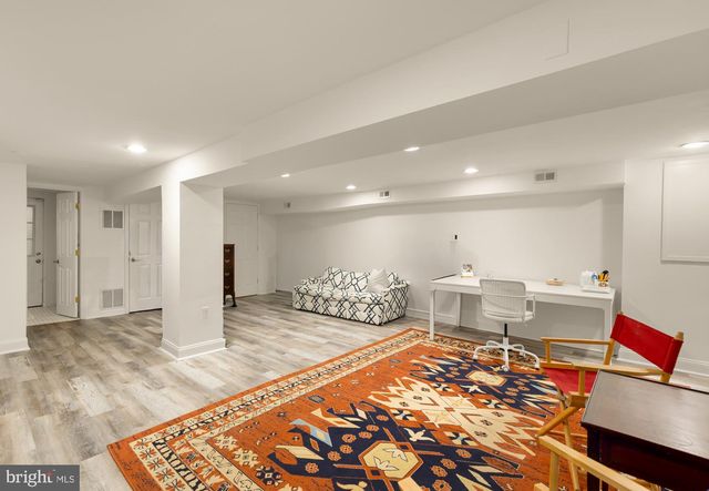 1356 MERIDIAN PL NW, Washington, DC 20010