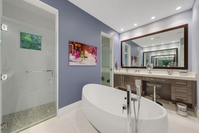 10110 Sweet Bay Street, Plantation, FL 33324