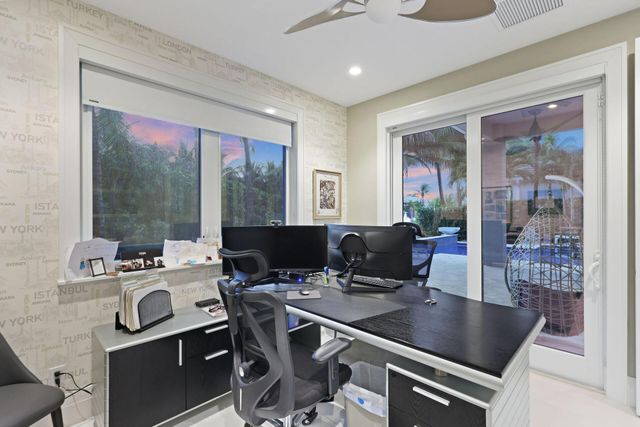 10110 Sweet Bay Street, Plantation, FL 33324