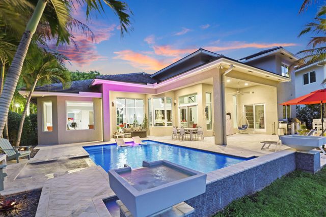 10110 Sweet Bay Street, Plantation, FL 33324