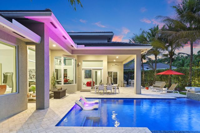 10110 Sweet Bay Street, Plantation, FL 33324