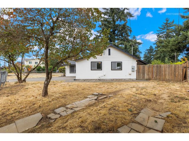 12747 Ne HOLLADAY St, Portland, OR 97230
