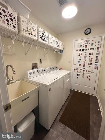 225 COLT ST, Pennington, NJ 08534