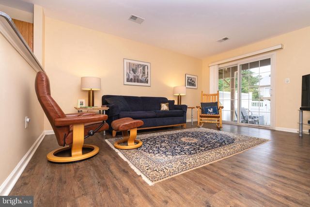 225 COLT ST, Pennington, NJ 08534