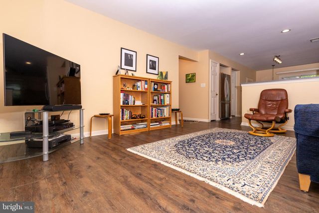 225 COLT ST, Pennington, NJ 08534