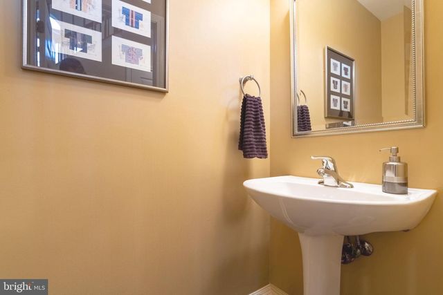 225 COLT ST, Pennington, NJ 08534
