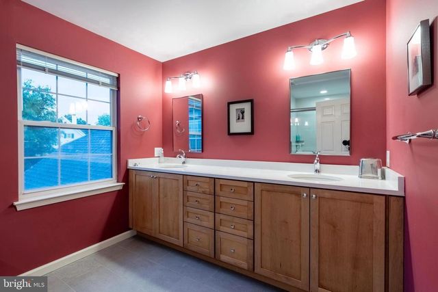 225 COLT ST, Pennington, NJ 08534