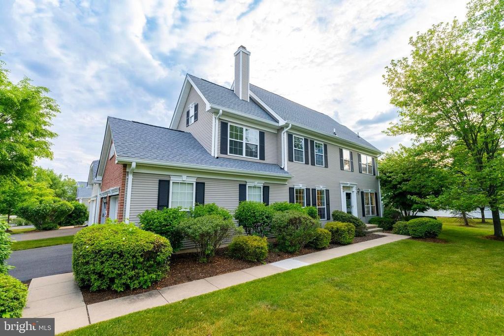 225 COLT ST, Pennington, NJ 08534